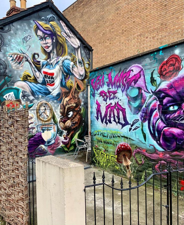 The Rabbit Hole Villa Glastonbury Buitenkant foto