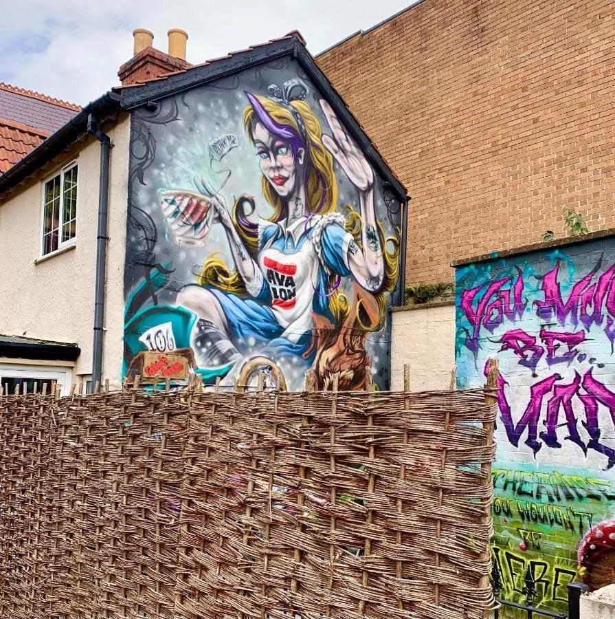 The Rabbit Hole Villa Glastonbury Buitenkant foto